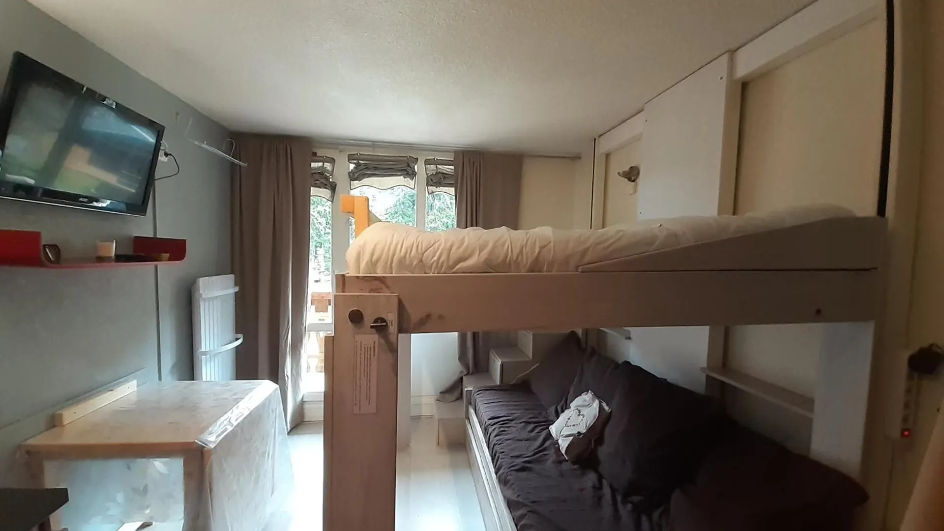 Apartment Studio Cosy Pour 4 Pers. A 20M Du Telecabine, Cuisine Equipee, Balcon, 3Eme Etage Ascenseur - Fr-1-561-117 Modane